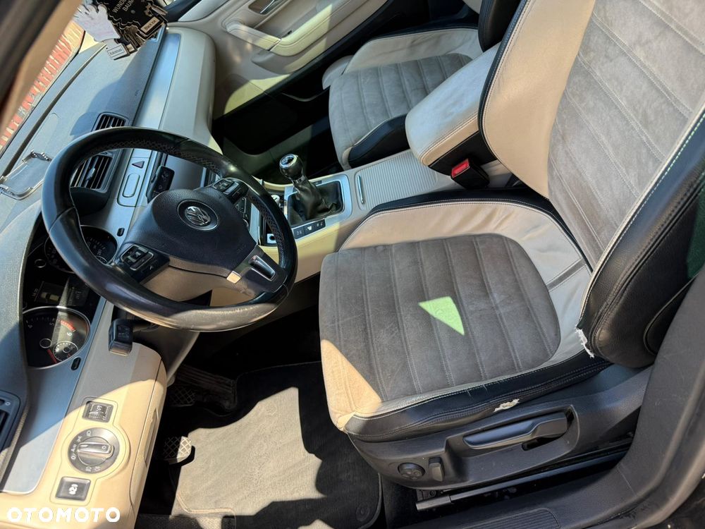 Volkswagen Passat CC 2.0 TDI DPF 4Mot - 21