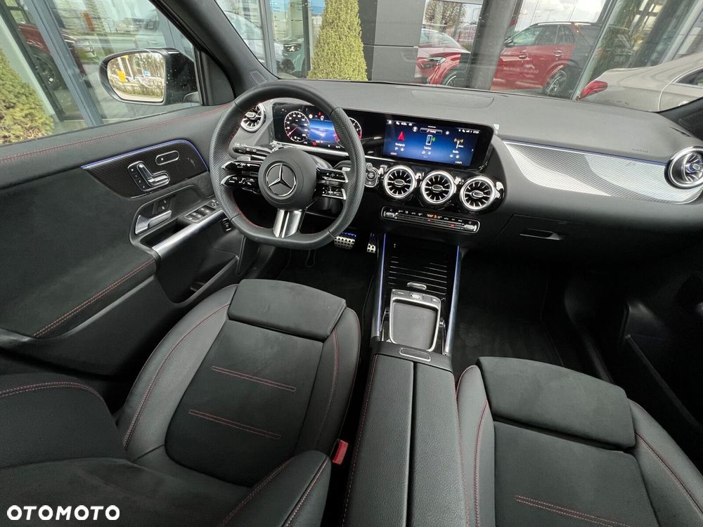 Mercedes-Benz GLA 200 mHEV AMG Line 7G-DCT - 14