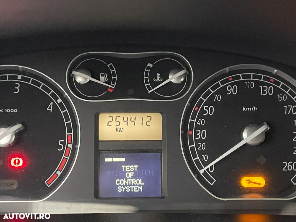 Dezmembrez Renault Laguna II Facelift 2.0 dCi M9R Euro4 110kW 148Hp An 2007 - 10