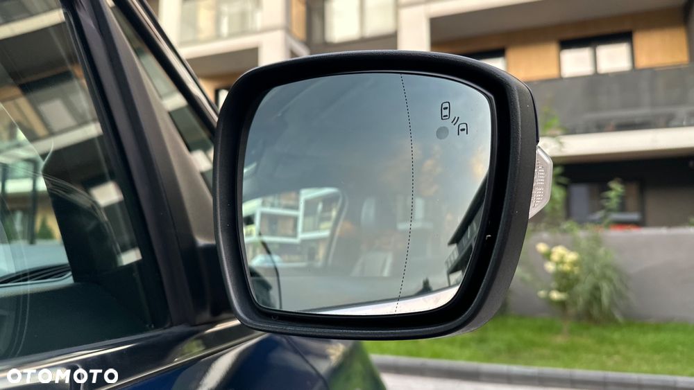 Ford S-Max 2.0 EcoBlue Titanium - 23