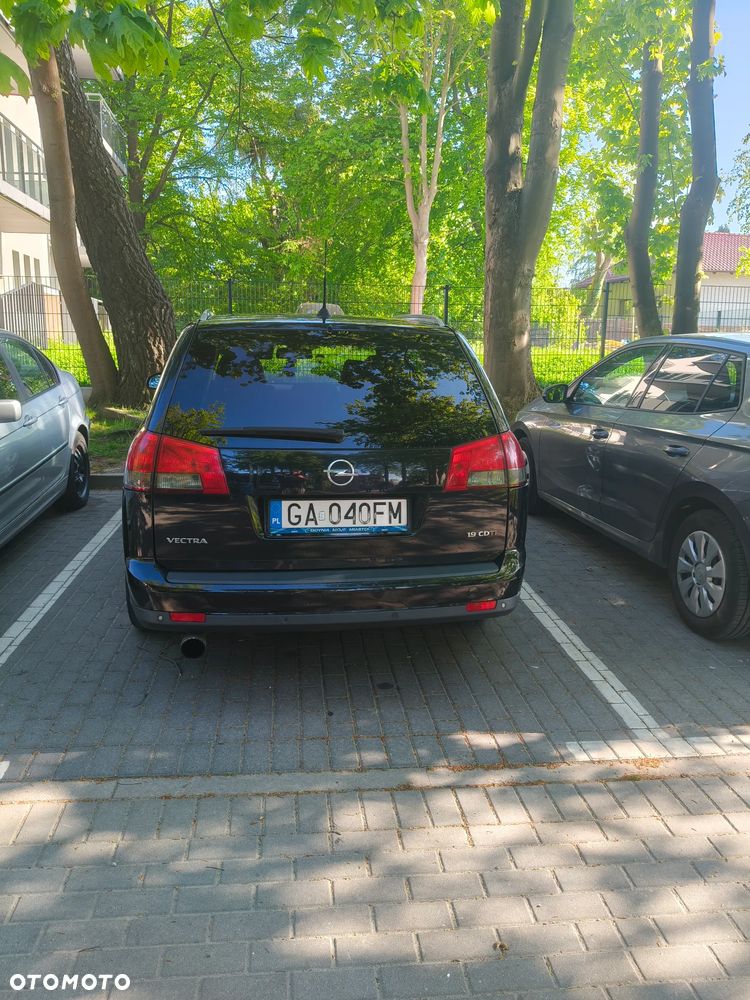 Opel Vectra 1.9 CDTI Cosmo - 2