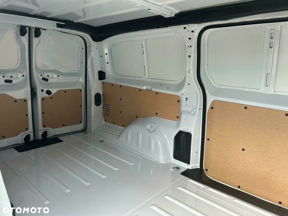 Opel Vivaro Furgon Extra Long 2.0d 144 KM MT6 - 10