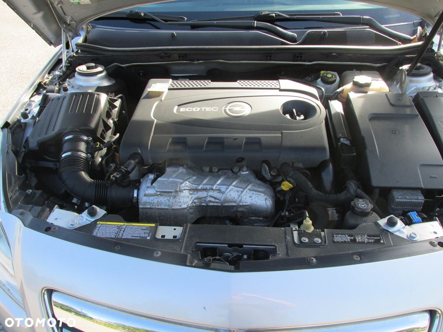 Opel Insignia - 10