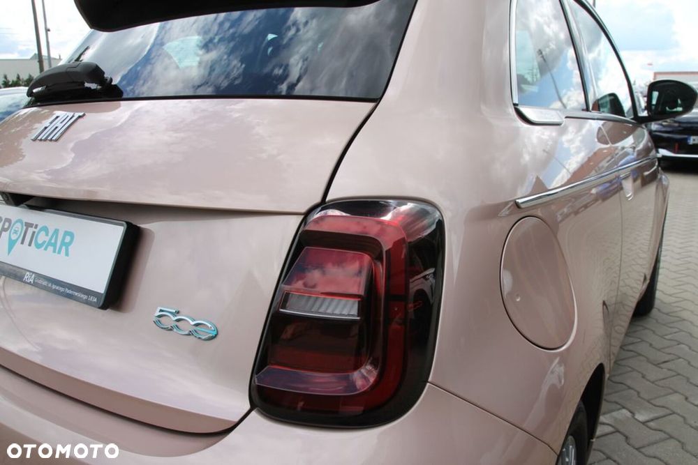 Fiat 500e - 31