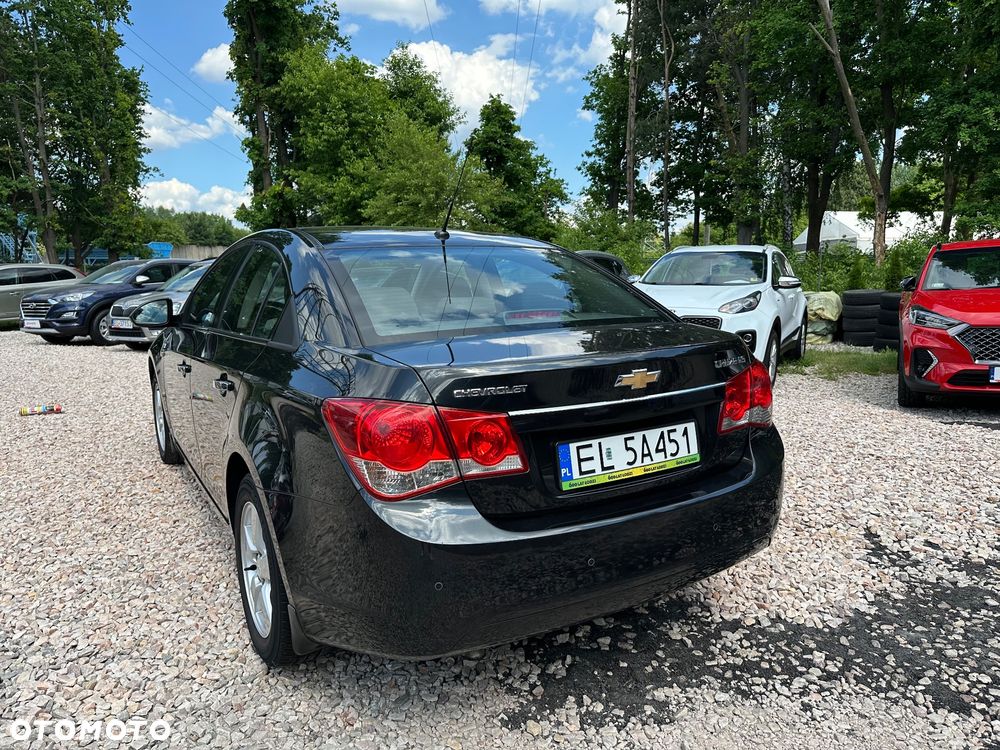 Chevrolet Cruze - 5