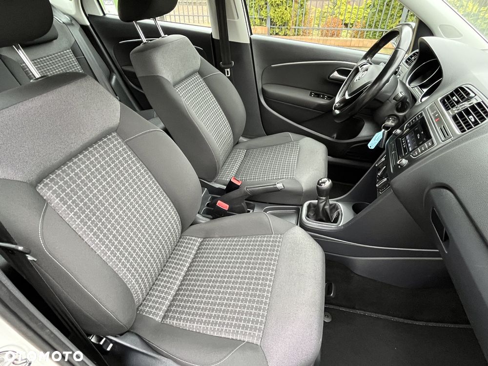 Volkswagen Polo 1.2 TSI Life - 15