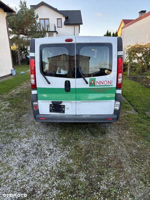Renault Trafic Passenger - 3