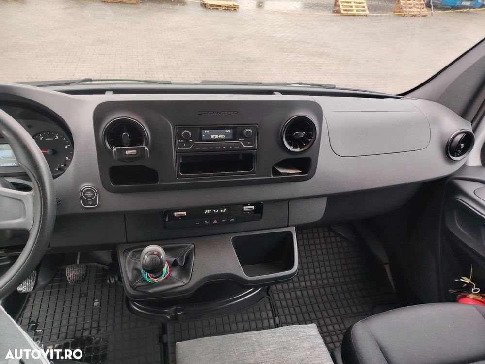 Mercedes-Benz SPRINTER 311 - 8