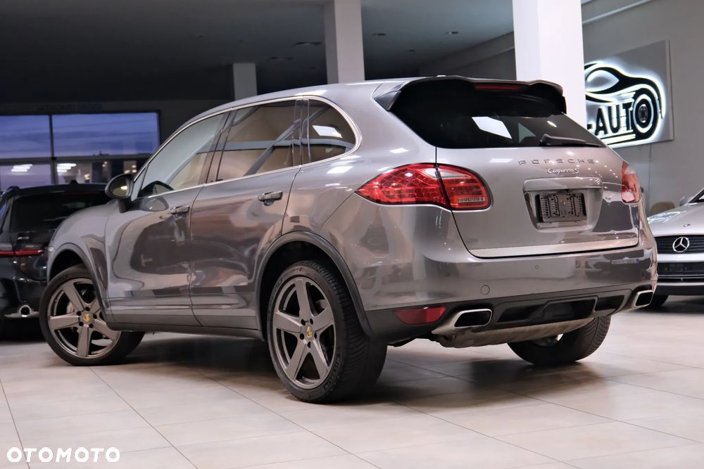 Porsche Cayenne S Tiptronic S - 17