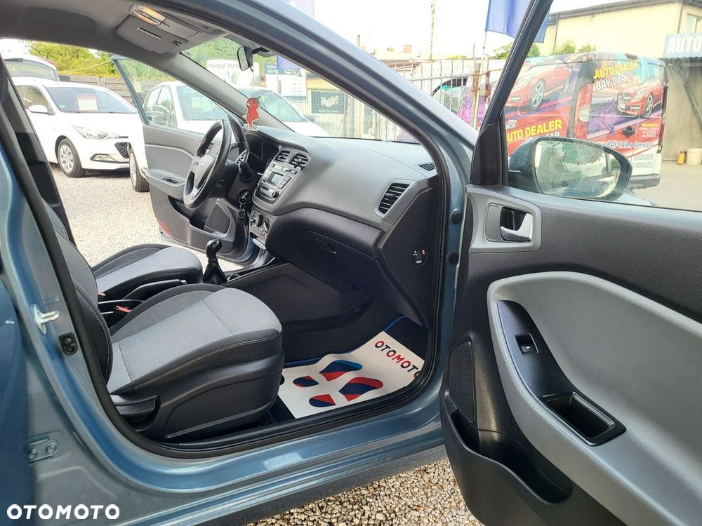 Hyundai i20 - 18