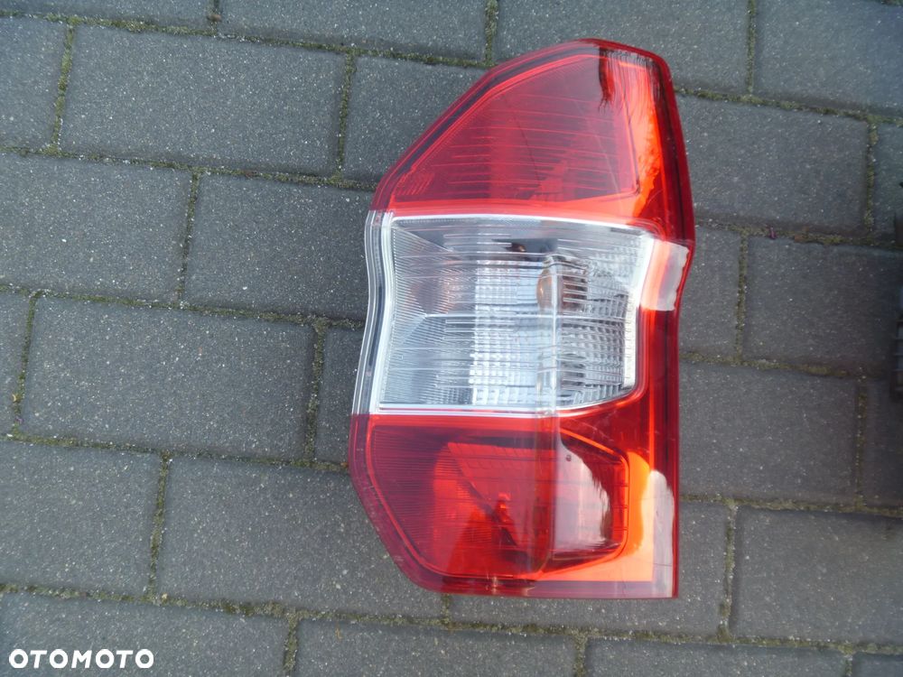 FORD TRANSIT COURIER MK2 LAMPA TYLNA PRAWA LEWA ORYGINAŁ - 3