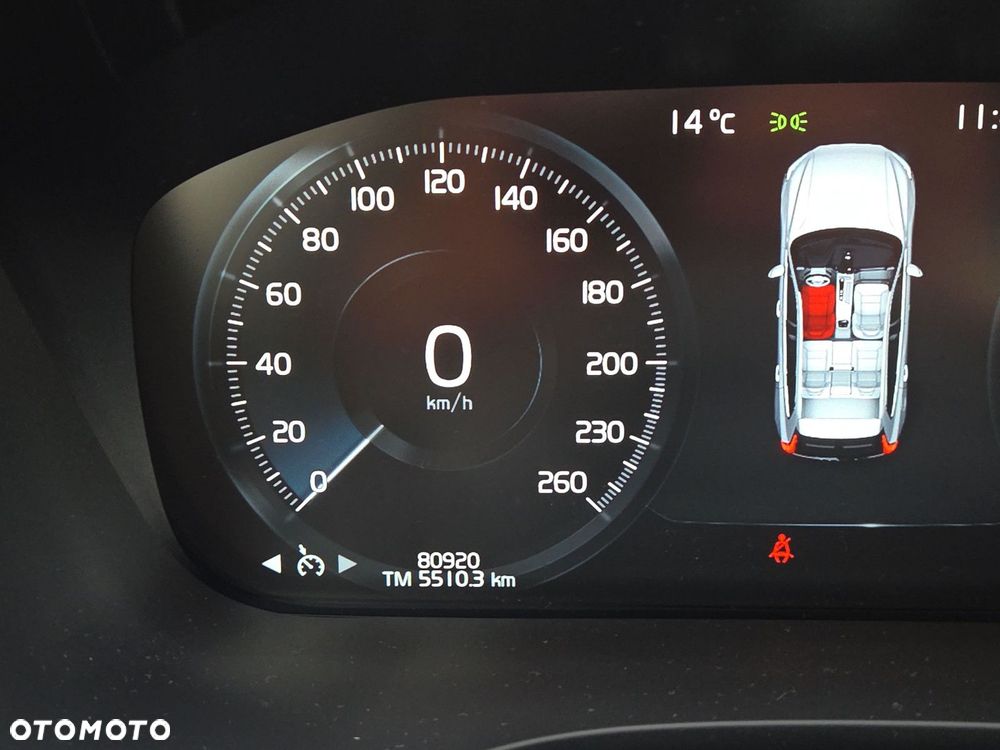 Volvo XC 60 B4 B Momentum - 18