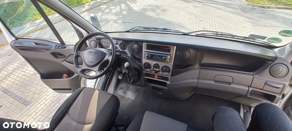 Iveco DAILY - 23