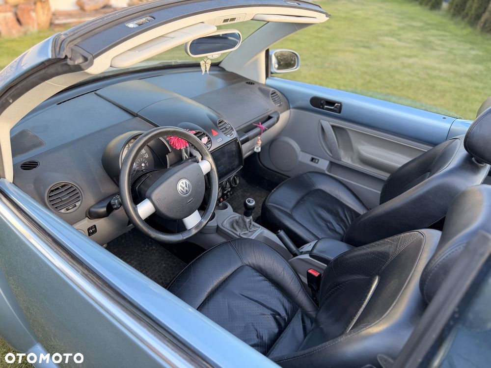Volkswagen New Beetle - 6