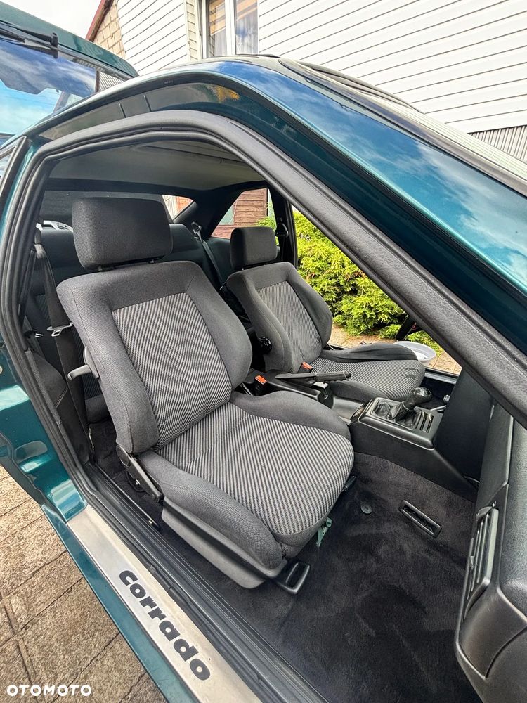 Volkswagen Corrado 2.9 VR6 - 11