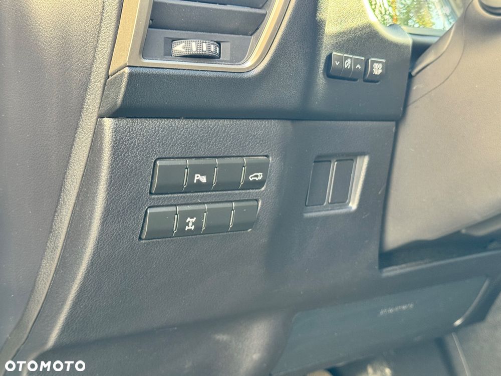 Lexus NX 200t Elite AWD - 35