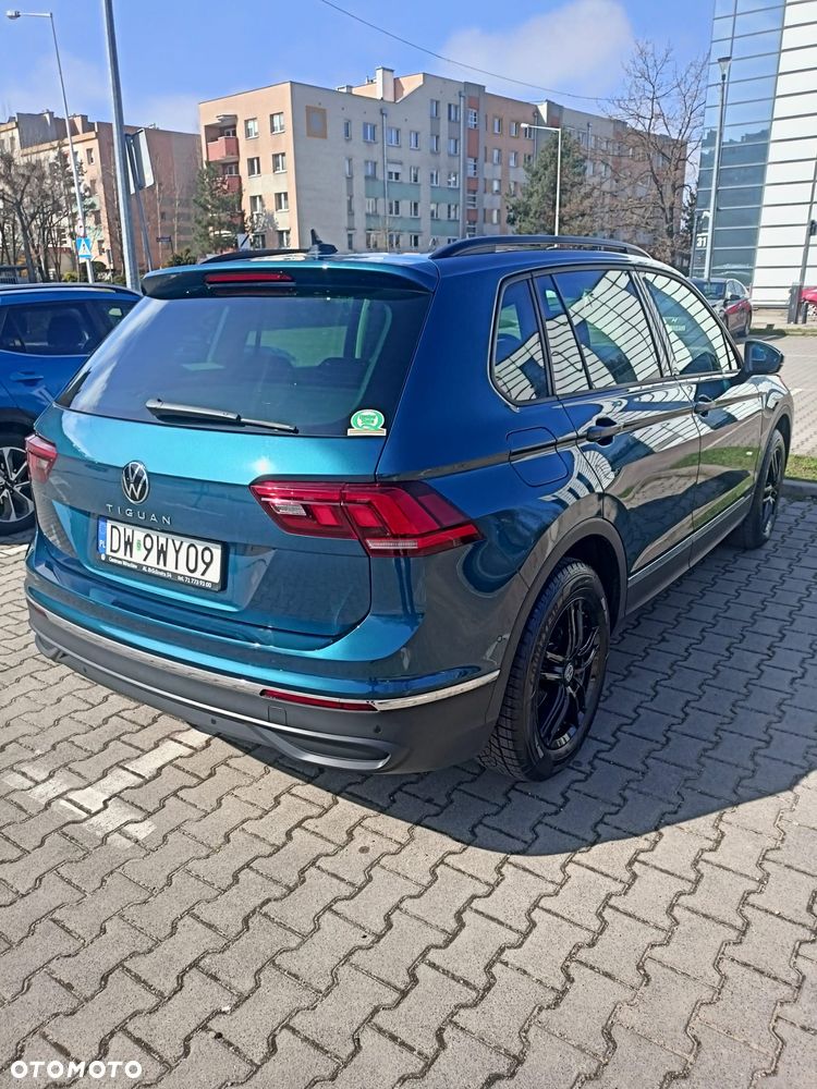 Volkswagen Tiguan - 3