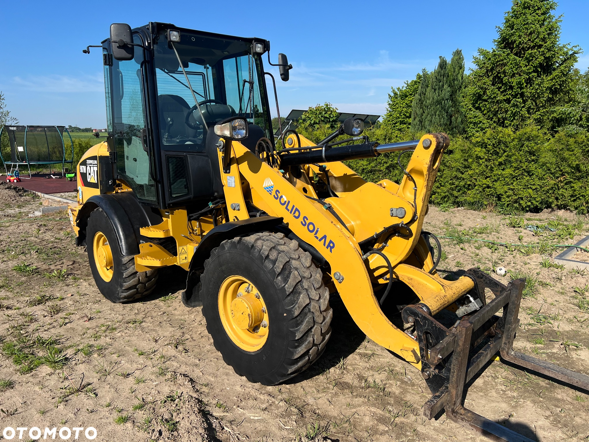 Caterpillar 907M - 2