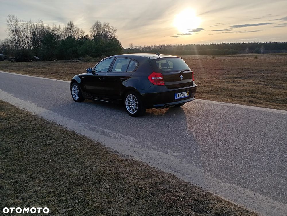 BMW Seria 1 - 12
