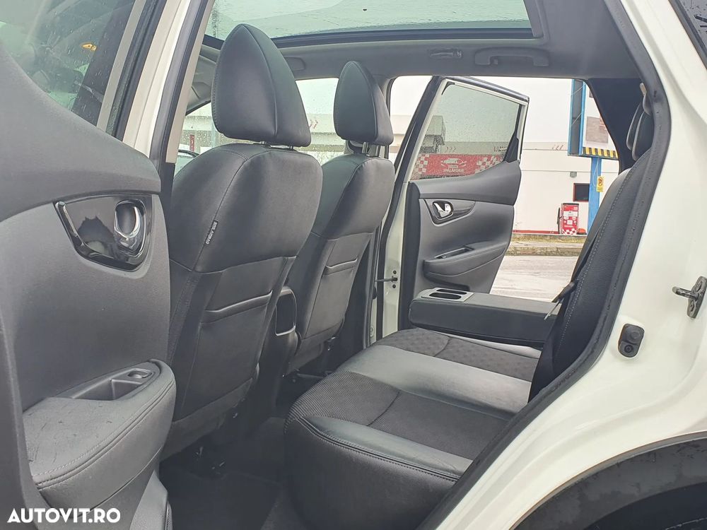 Nissan Qashqai 1.6 DCI Xtronic TEKNA+ - 7