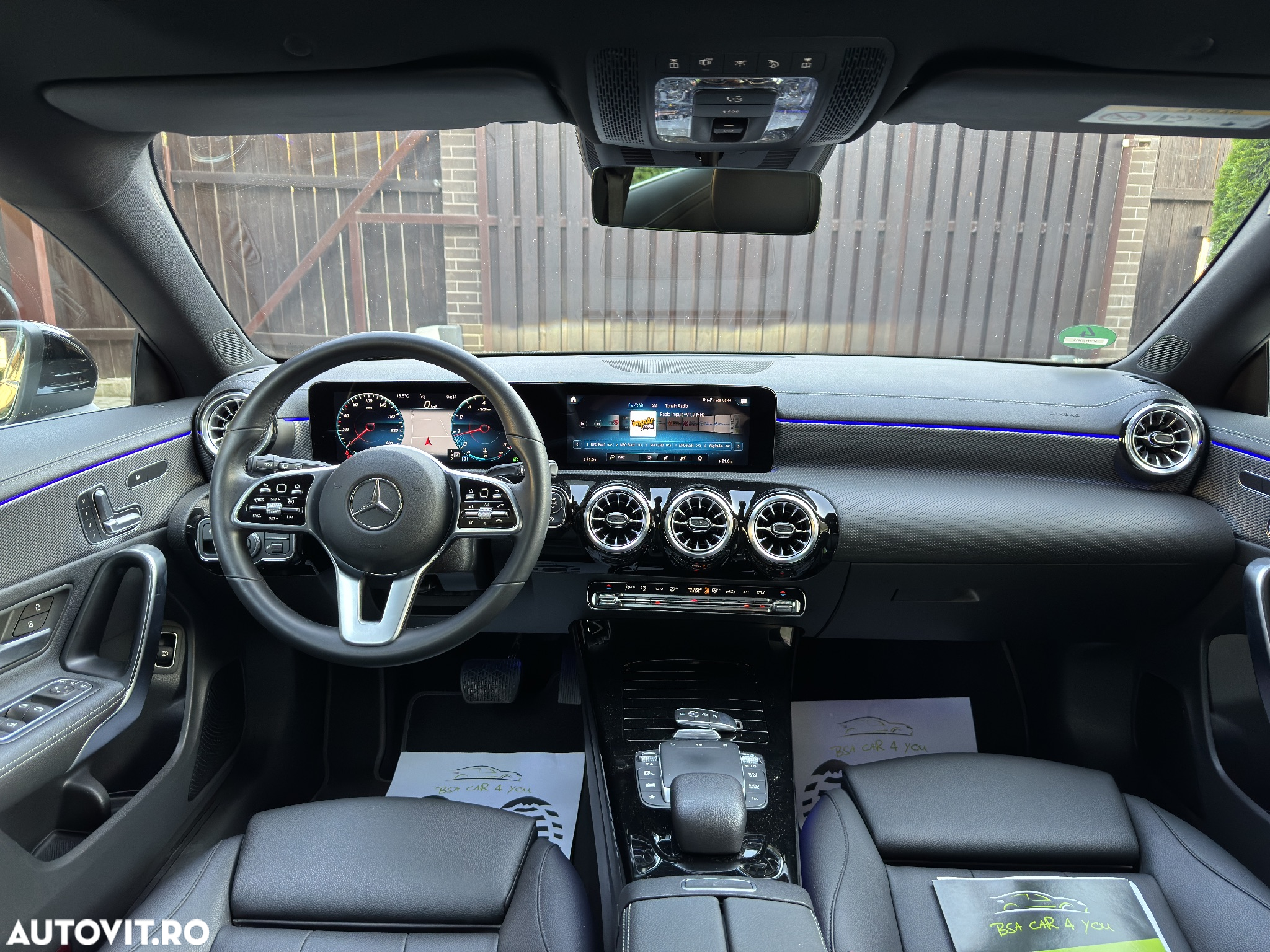 Mercedes-Benz CLA 200 7G-DCT Progressive - 20