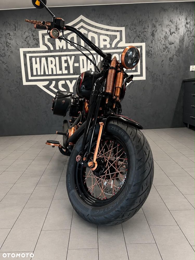 Harley-Davidson Softail Cross Bones - 4