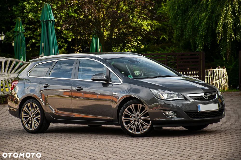 Opel Astra 1.6 Turbo Edition - 22