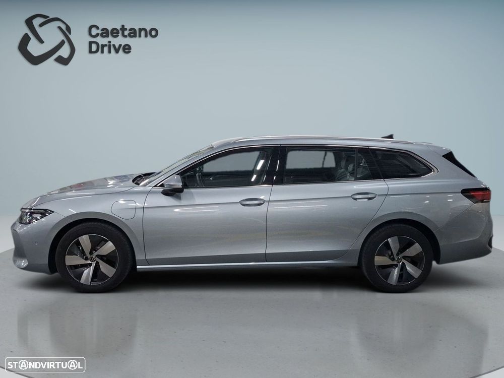 Volkswagen Passat Variant 1.5 TSI eHybrid Business DSG — fotografia 5