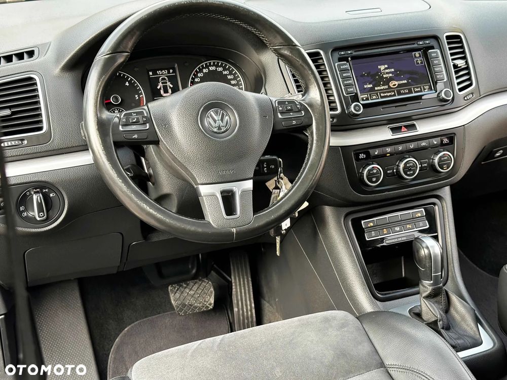 Volkswagen Sharan 2.0 TDI DSG BlueMotion Technology Comfortline - 22