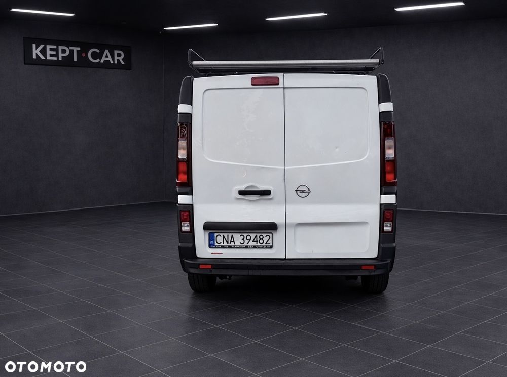 Opel Vivaro - 8