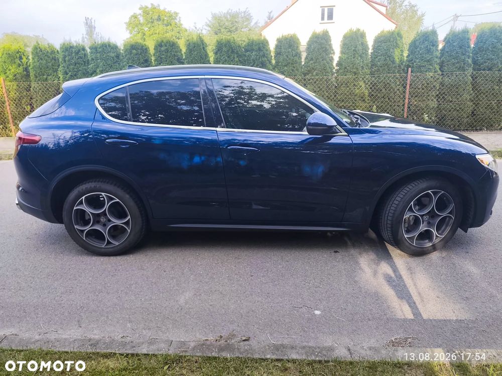 Alfa Romeo Stelvio 2.0 Turbo 16V AT8-Q4 Veloce - 3
