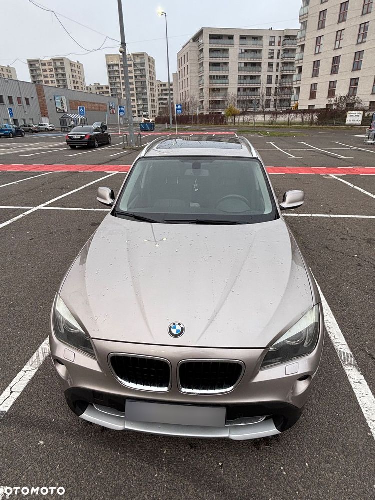 BMW X1 xDrive20i - 11