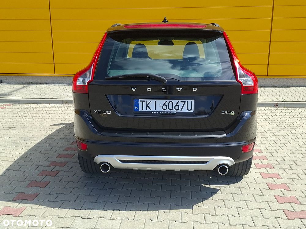 Volvo XC 60 D4 RDesign - 8
