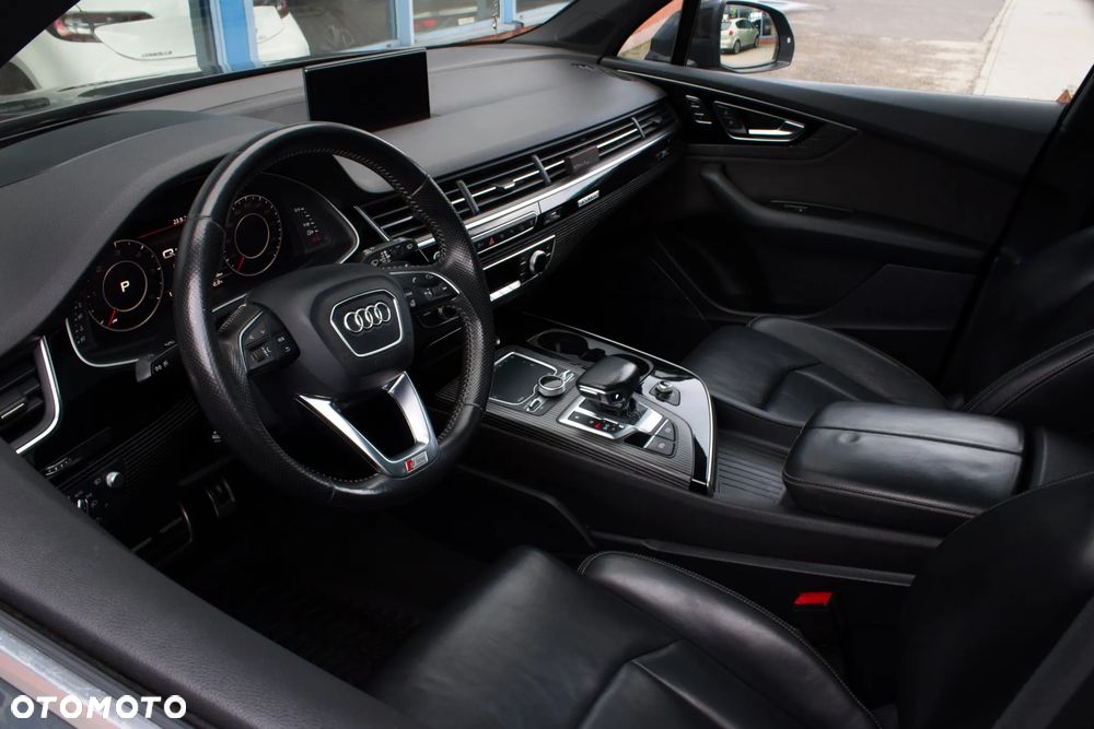 Audi Q7 3.0 TDI Quattro Tiptronic - 16