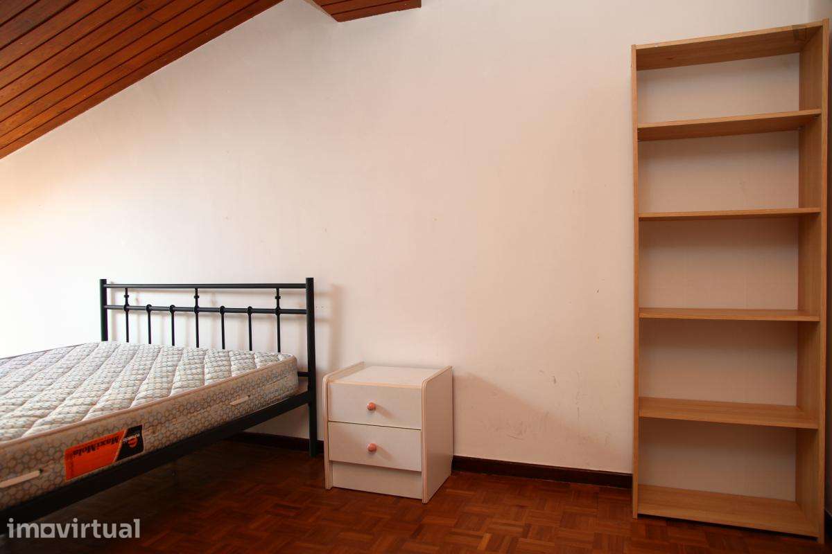 Quarto - localizado em Olivais Coimbra - Grande imagem: 4/42