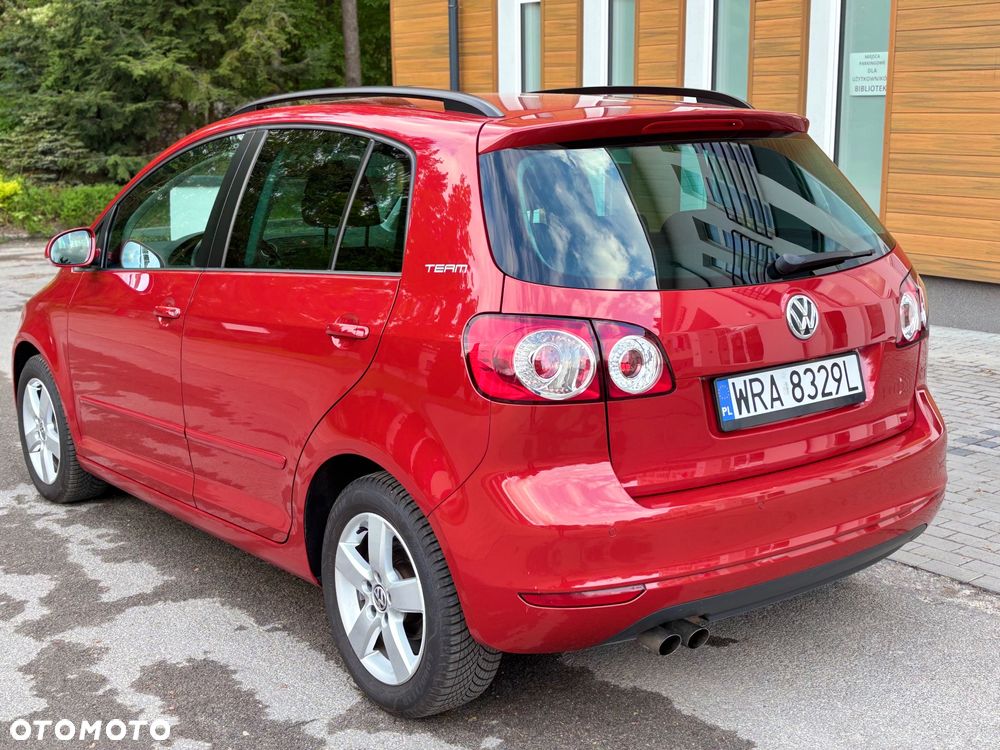 Volkswagen Golf Plus 2.0 TDI DPF Highline - 13