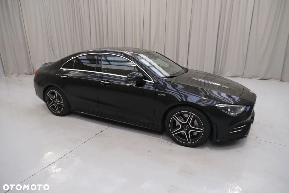 Mercedes-Benz CLA AMG 35 4-Matic 7G-DCT - 11