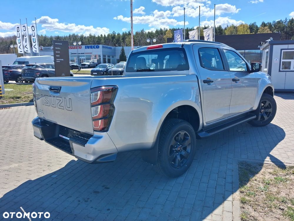 Isuzu D-Max 1.9 DC LSE - 8
