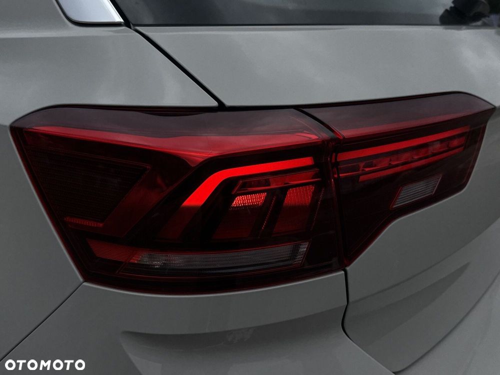 Volkswagen T-Roc - 33