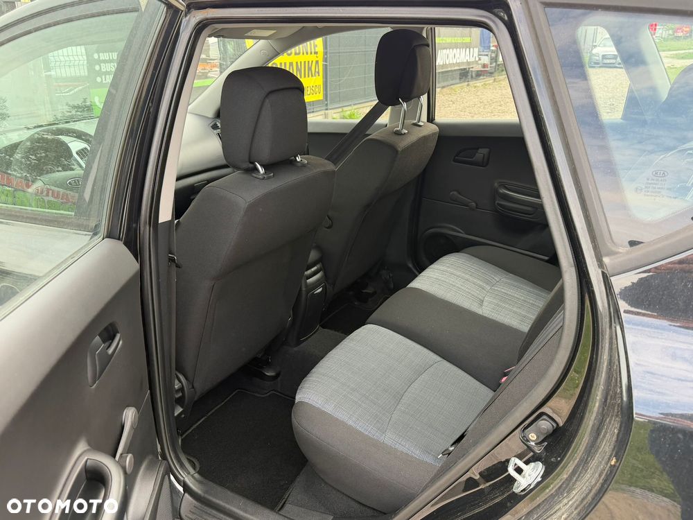 Kia Ceed 1.4 CVVT Attract - 14