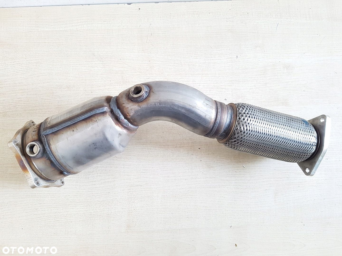 Porsche Cayenne OE katalizator lewy 95511302111 7L5254300E - 1