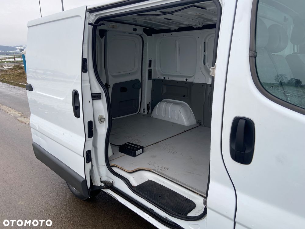 Renault Trafic - 14