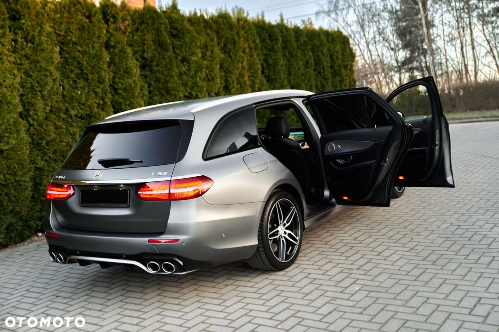 Mercedes-Benz Klasa E 53 AMG 4-Matic+ - 21