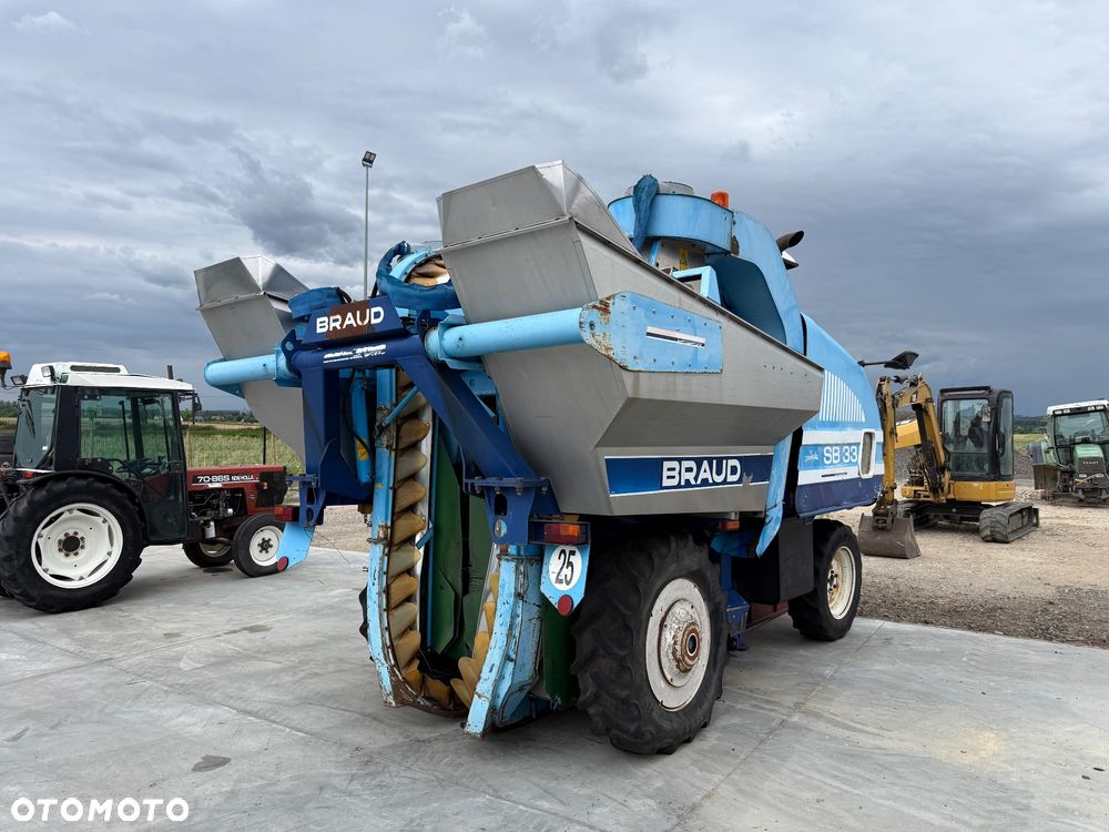 New Holland Braud SB33 - 3