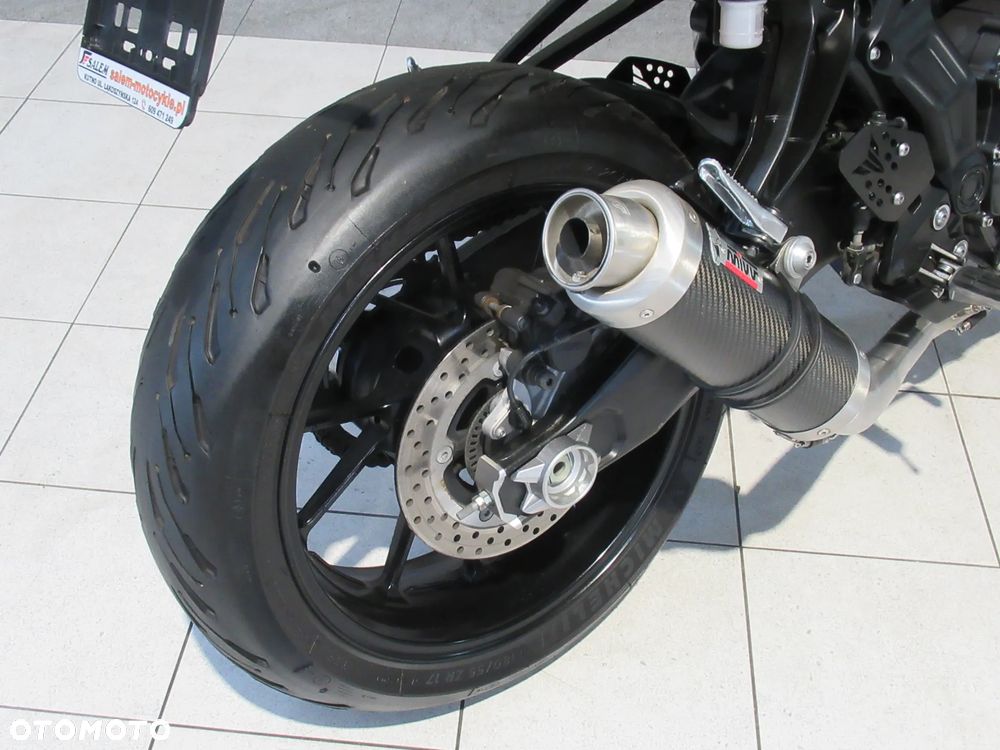 Yamaha MT - 21