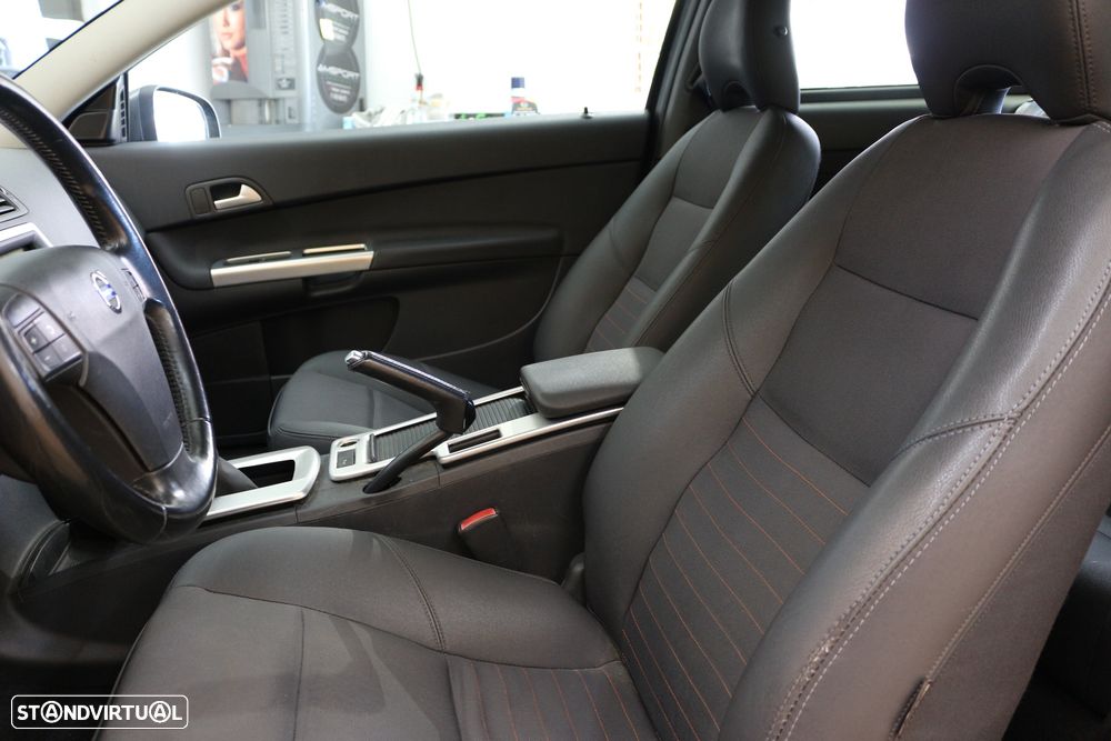 Volvo C30 1.6 D Momentum - 17