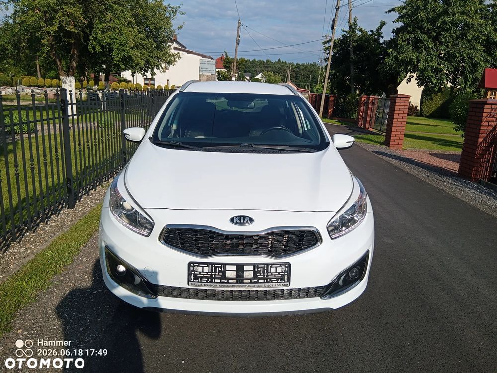 Kia Ceed 1.6 CRDi 136 ISG Vision - 8