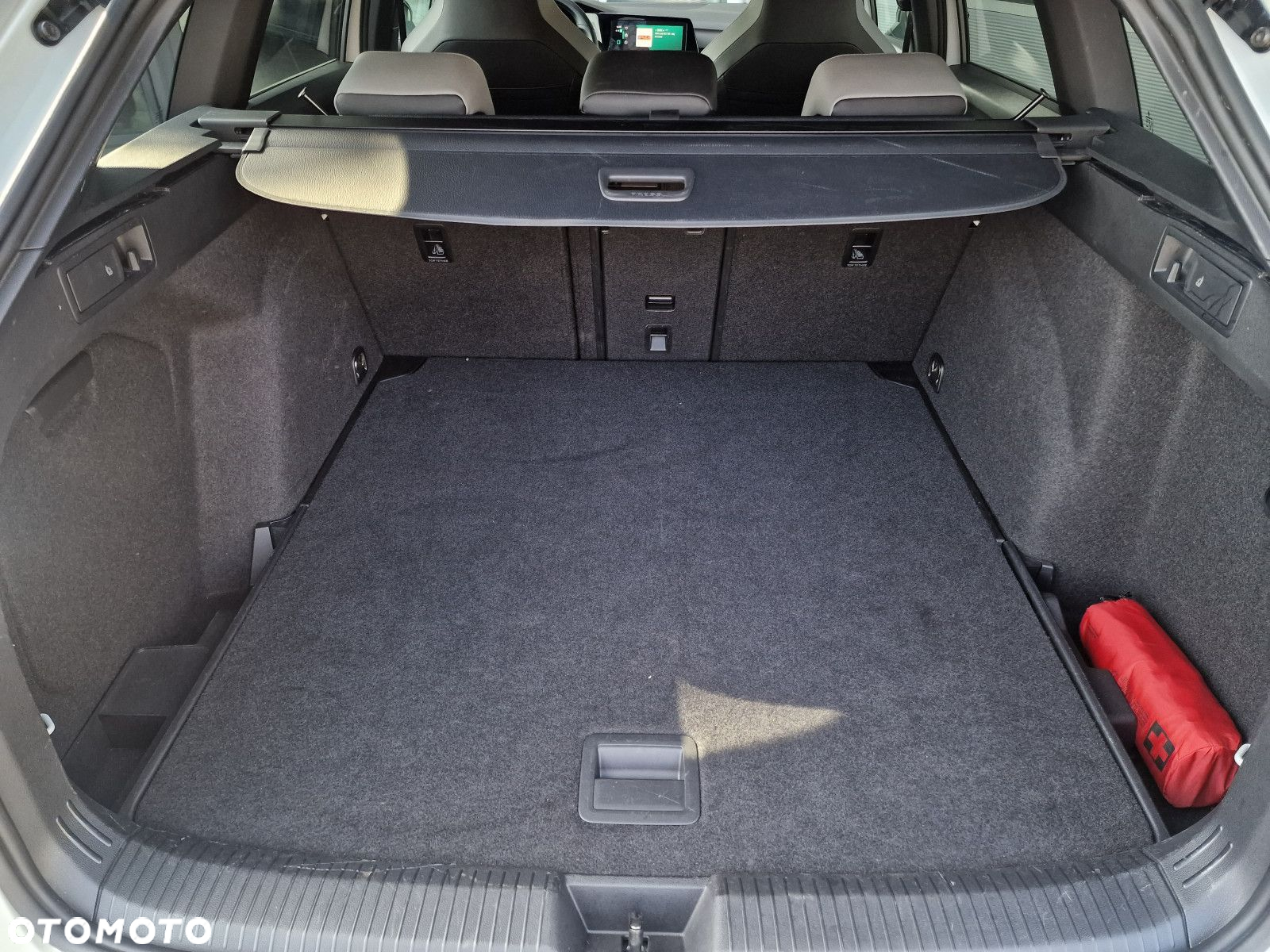 Volkswagen Golf VIII 2.0 TSI Style DSG - 13