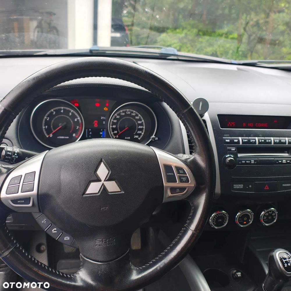 Mitsubishi Outlander 2.0 2WD Edition - 17