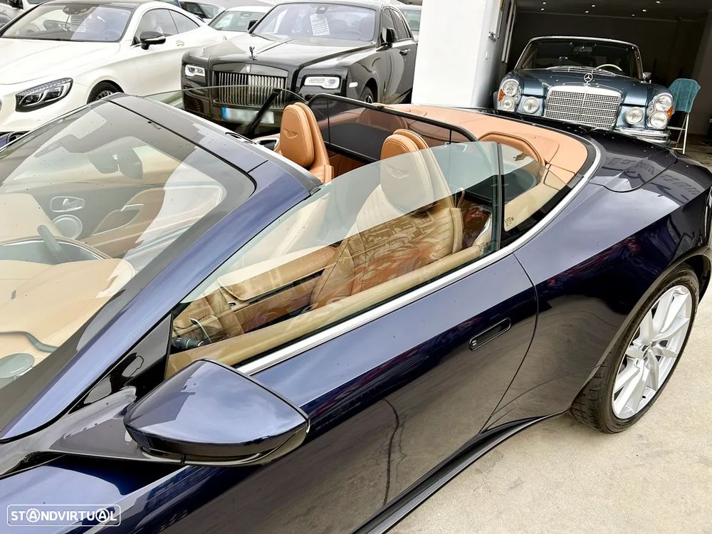 Aston Martin DB11 Coupé V8 Auto - 37